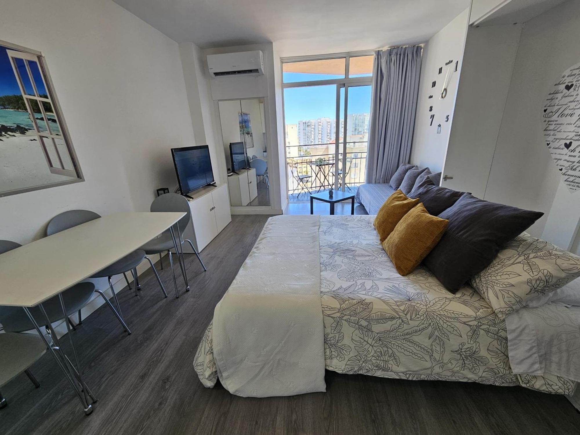 Fantastico Estudio Amplia Terraza Y Vistas Al Mar Apartament Benalmádena